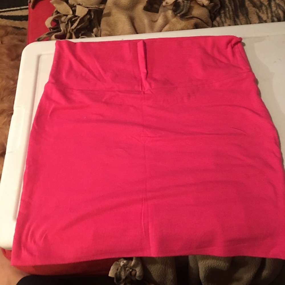 Hot pink pencil skirt
